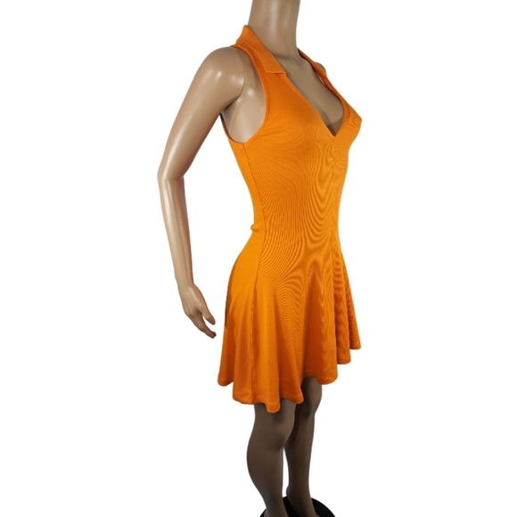 Zara V- Neck Sleeveless Tee Shirt dress - Picture 2 of 7